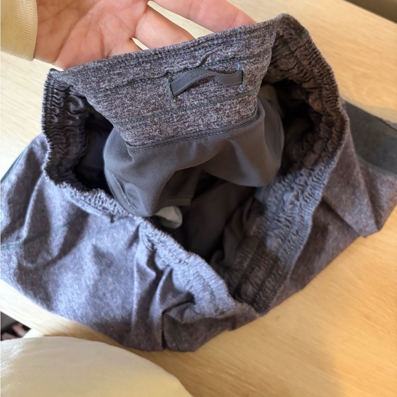 Lululemon Hotty Hot Short II *2.5" Heather Lux Multi Black 12 - Picture 6 of 11